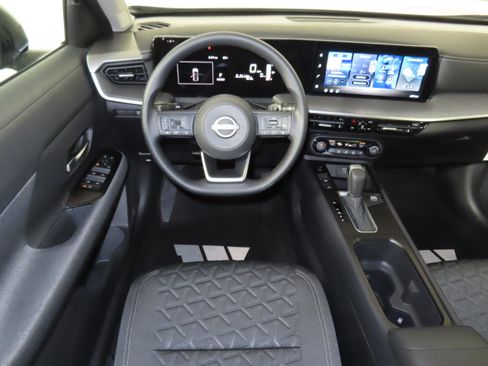 New 2026 Nissan Kicks SV w/ SV Premium Package image 37