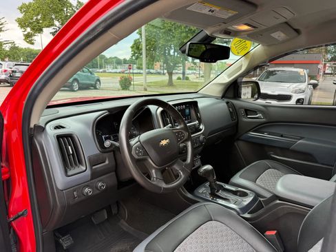 Used 2016 Chevrolet Colorado Z71 AWD/4WD image 10