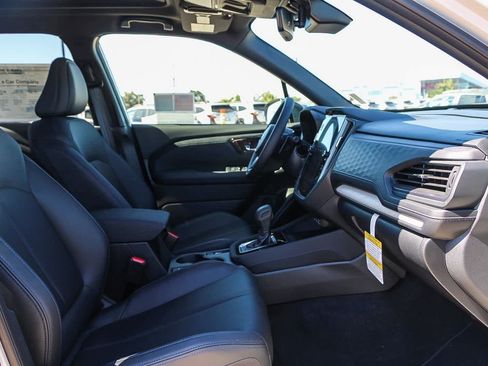 New 2025 Subaru Forester Limited image 15