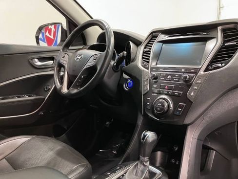 Used 2017 Hyundai Santa Fe Limited image 53