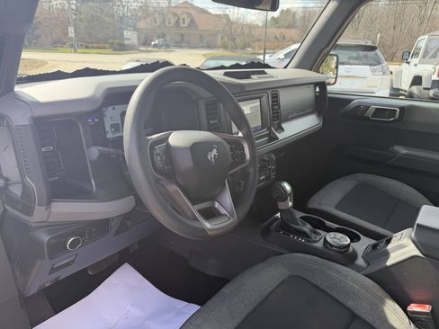 Used 2022 Ford Bronco 4-Door AWD/4WD image 17