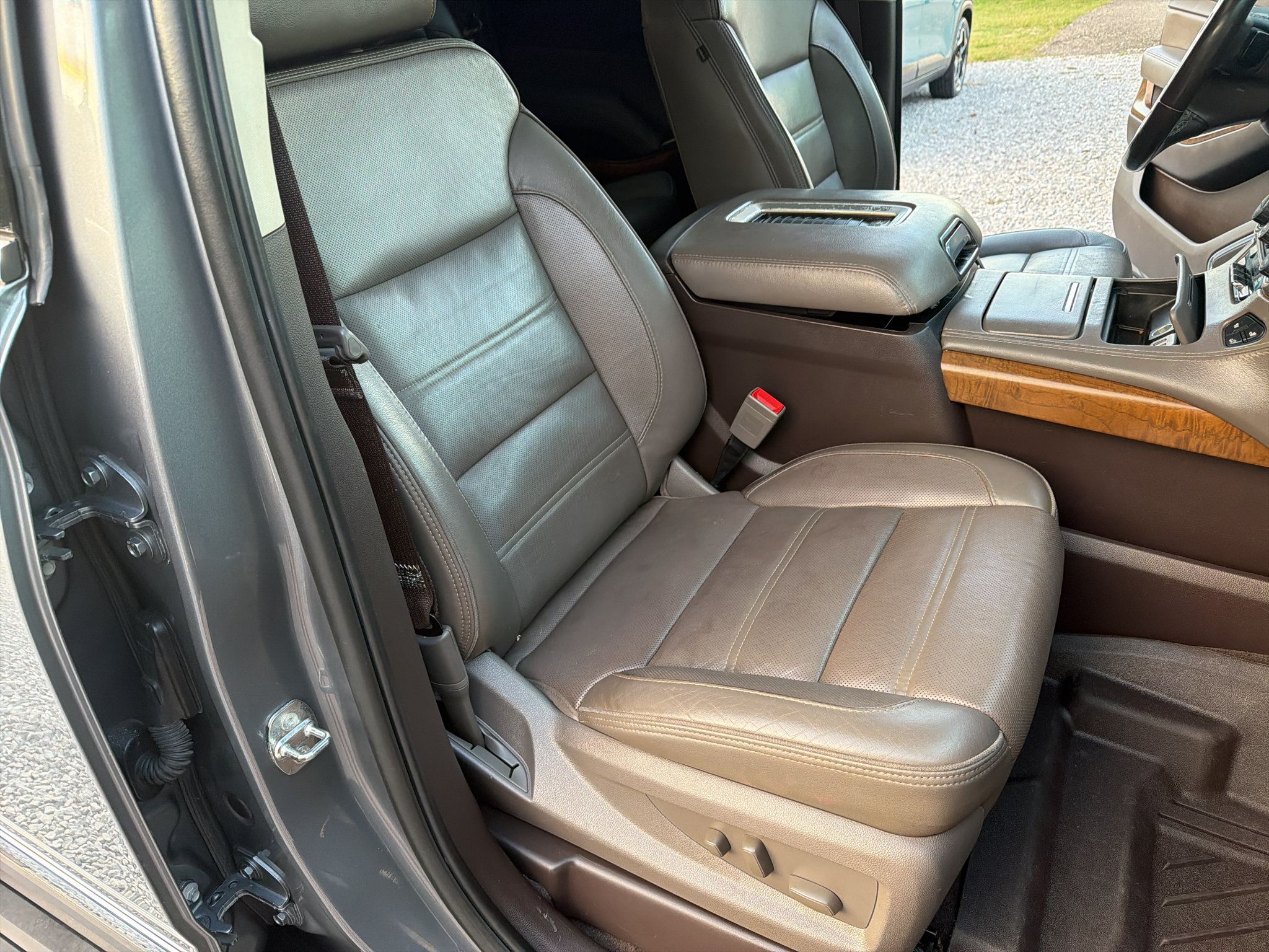 Used 2020 GMC Yukon Denali w/ Denali Ultimate Package AWD/4WD image 31
