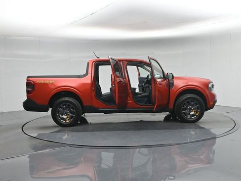 Certified 2024 Ford Maverick Tremor w/ Tremor Off-Road Package AWD/4WD image 5