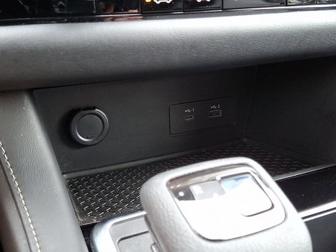 Certified 2022 Nissan Pathfinder SL image 27