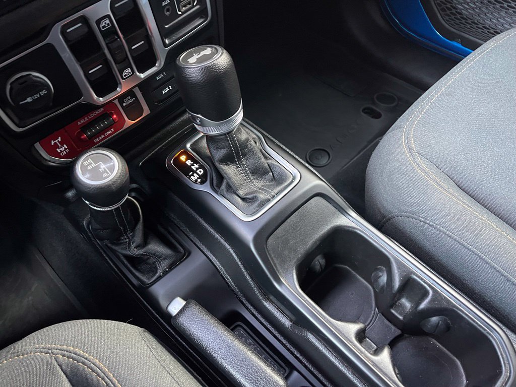 Used 2024 Jeep Wrangler Unlimited Sport AWD/4WD image 24