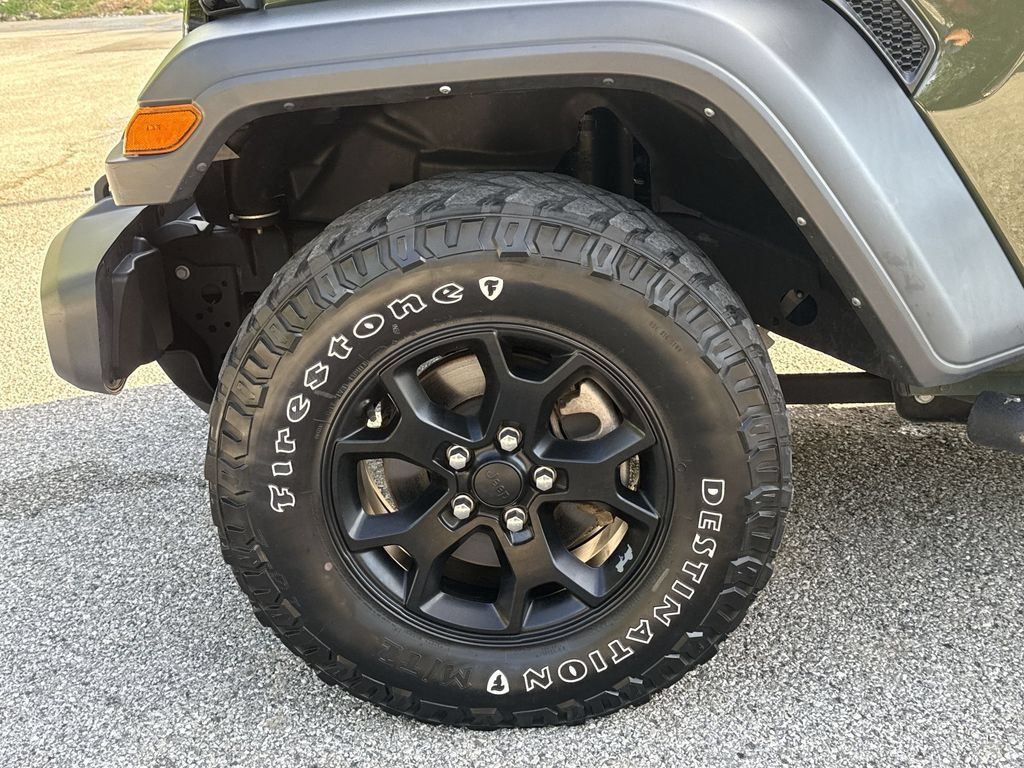 Used 2022 Jeep Wrangler Unlimited Sport AWD/4WD image 17
