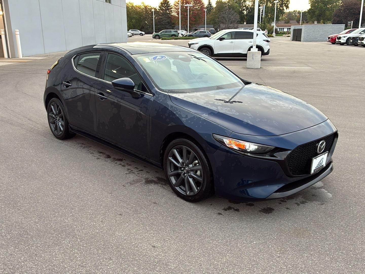 Used 2026 MAZDA MAZDA3 s FWD image 1