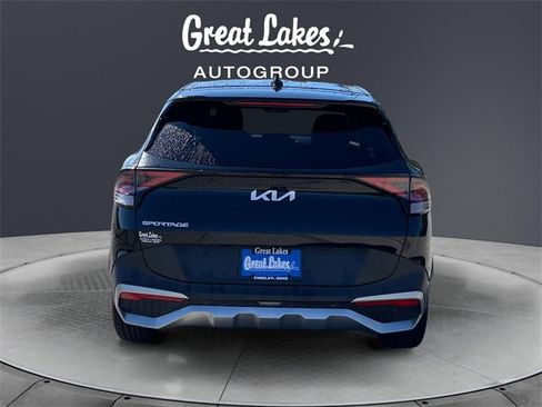Used 2023 Kia Sportage EX image 4