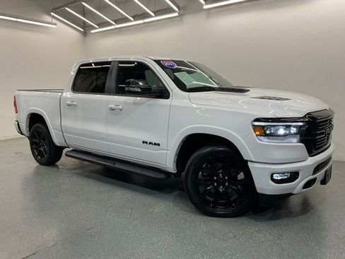 Used 2021 RAM 1500 Laramie AWD/4WD image 2