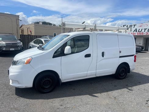 Used 2017 Nissan NV200 SV w/ Technology Package FWD image 6