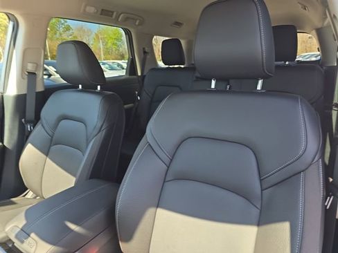 New 2026 Nissan Pathfinder SL image 23