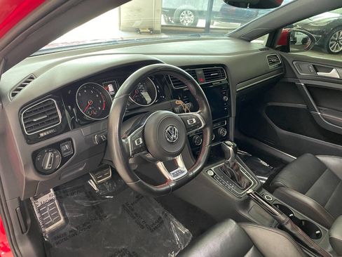 Used 2020 Volkswagen GTI SE image 18