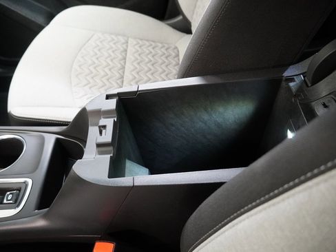 Used 2024 Chevrolet Equinox LS image 23