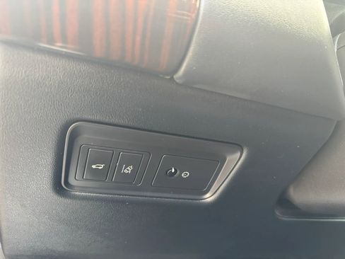 Used 2016 Land Rover Range Rover HSE AWD/4WD image 17