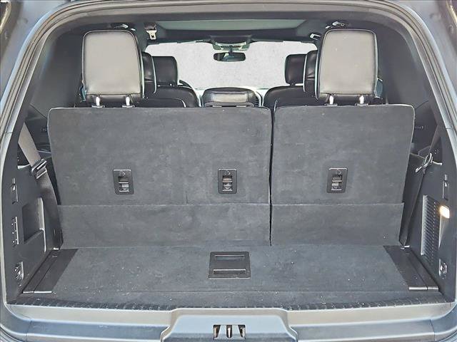 Used 2020 Ford Expedition XLT w/ Equipment Group 202A RWD image 6