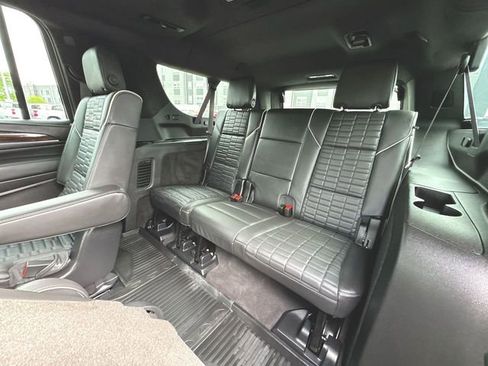 Used 2024 Cadillac Escalade ESV Sport Platinum w/ LPO, ONYX Package AWD/4WD image 26