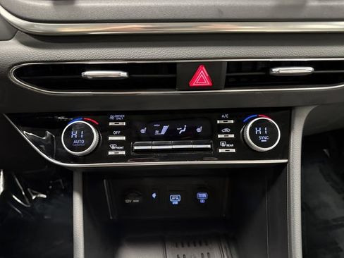 Used 2022 Hyundai Sonata SEL image 18