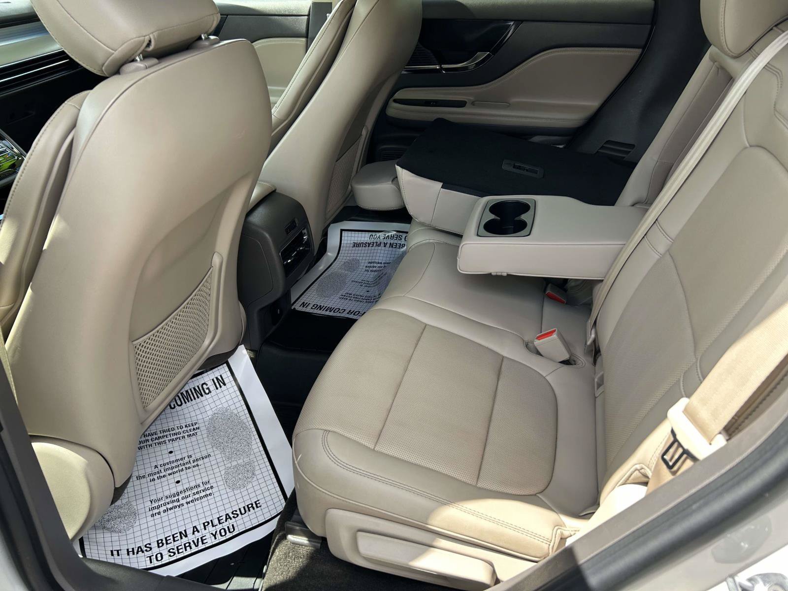 Used 2022 Lincoln Corsair AWD w/ Premium Package image 17