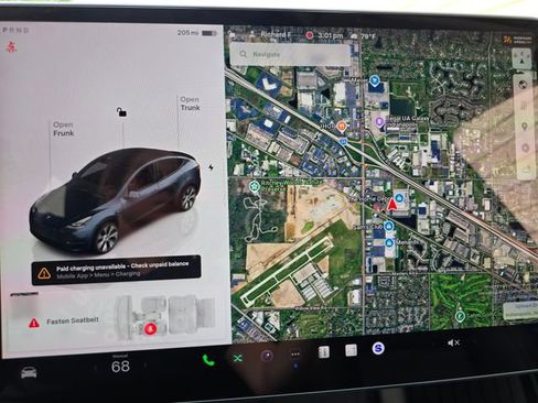 Used 2024 Tesla Model Y Long Range AWD/4WD image 53