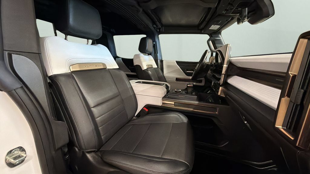 Used 2022 GMC Hummer EV Edition 1 w/ LPO, Illumination Package AWD/4WD image 9
