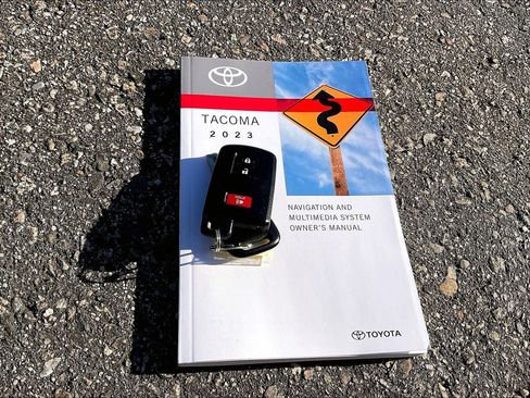 Used 2023 Toyota Tacoma TRD Sport w/ TRD Premium Sport Package image 10