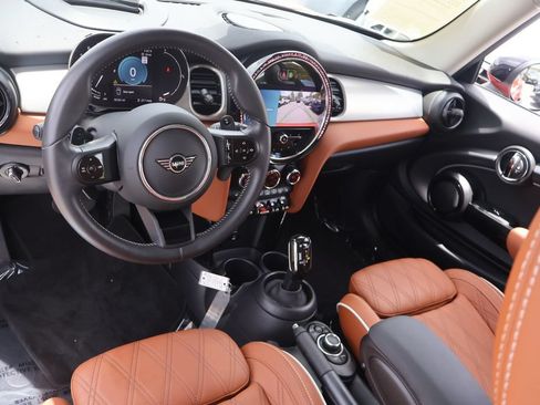 Used 2024 MINI Cooper S FWD image 16