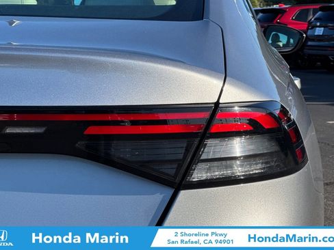 Used 2023 Honda Accord LX image 33