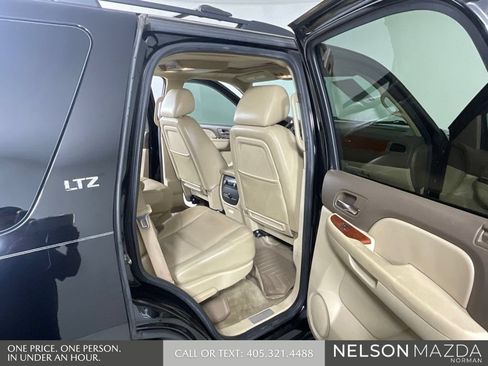 Used 2011 Chevrolet Tahoe LTZ RWD image 13
