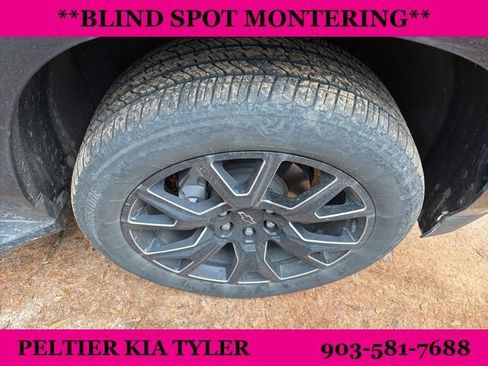 Used 2024 Chevrolet Tahoe RST w/ Luxury Package image 16