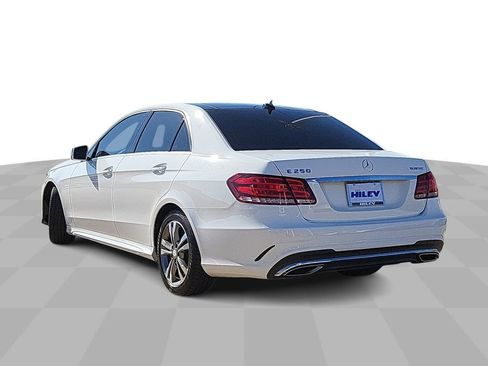 Used 2014 Mercedes-Benz E 250 BlueTEC Sedan image 6