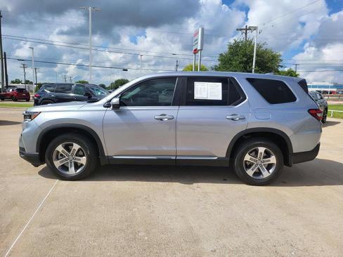 Used 2024 Honda Pilot EX-L image 8
