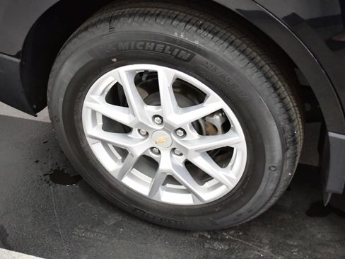 Used 2023 Chevrolet Equinox LS w/ LS Convenience Package image 37