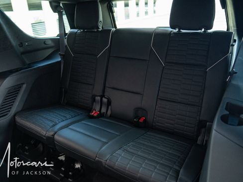 Used 2023 Cadillac Escalade V image 34