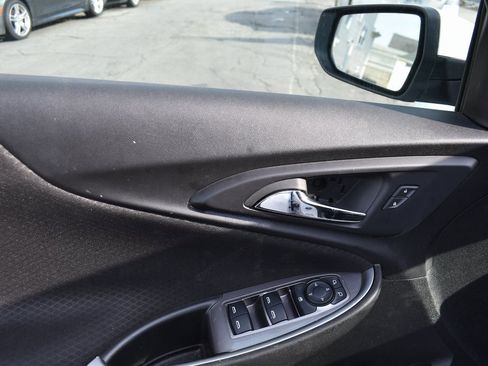 Used 2024 Chevrolet Malibu LT image 13