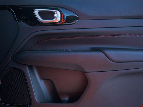 New 2026 Jeep Compass Trailhawk image 10