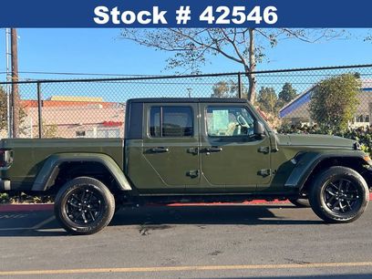 Used 2021 Jeep Gladiator Sport