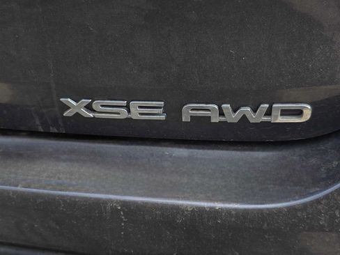 Used 2024 Toyota Highlander XSE AWD/4WD image 5