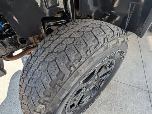 Used 2015 Jeep Wrangler Sport image 30