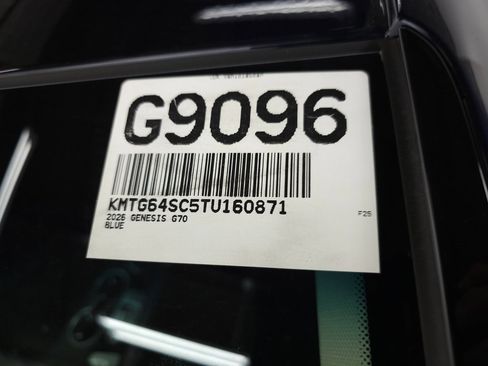 Used 2026 Genesis G70 2.5T image 24