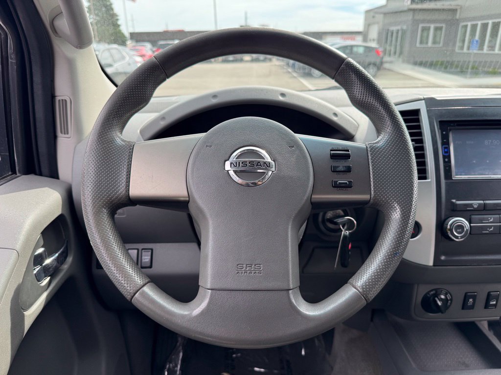 Used 2012 Nissan Frontier SV AWD/4WD image 28