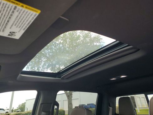 Used 2024 GMC Sierra 1500 Denali w/ Denali Reserve Package image 30