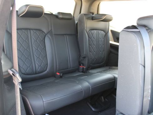 Used 2022 Jeep Grand Wagoneer Series III w/ Flexible Seating Group AWD/4WD image 13