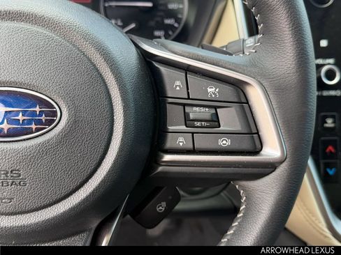 Used 2025 Subaru Outback Limited AWD/4WD image 32