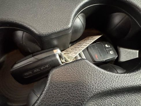 Used 2020 RAM 2500 Tradesman image 19