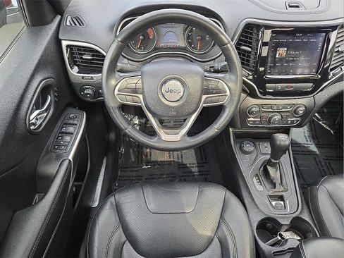 Used 2020 Jeep Cherokee High Altitude image 12