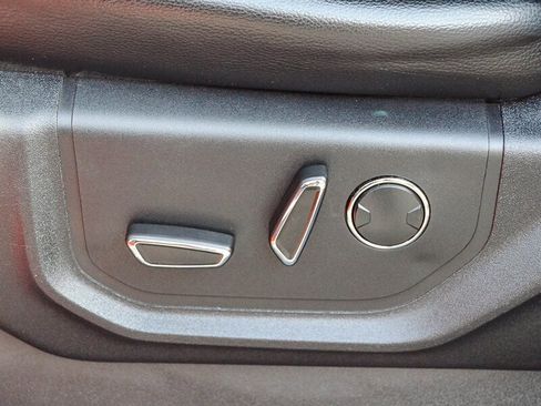 Used 2016 Ford F150 Lariat w/ Equipment Group 502A Luxury image 31