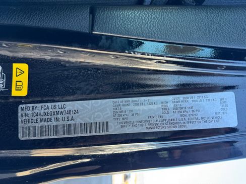 Used 2021 Jeep Wrangler Unlimited Sahara AWD/4WD image 33