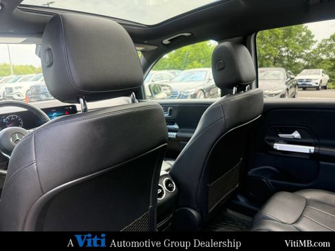 Certified 2023 Mercedes-Benz GLB 250 4MATIC image 21