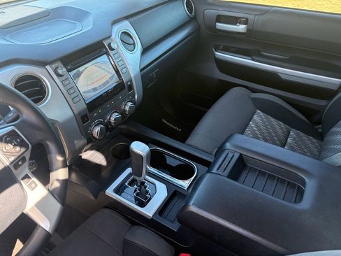 Used 2019 Toyota Tundra SR5 image 16