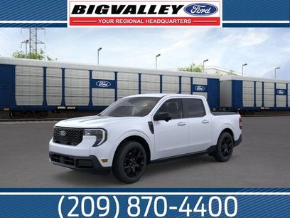 New 2025 Ford Maverick Lariat w/ Black Appearance Package